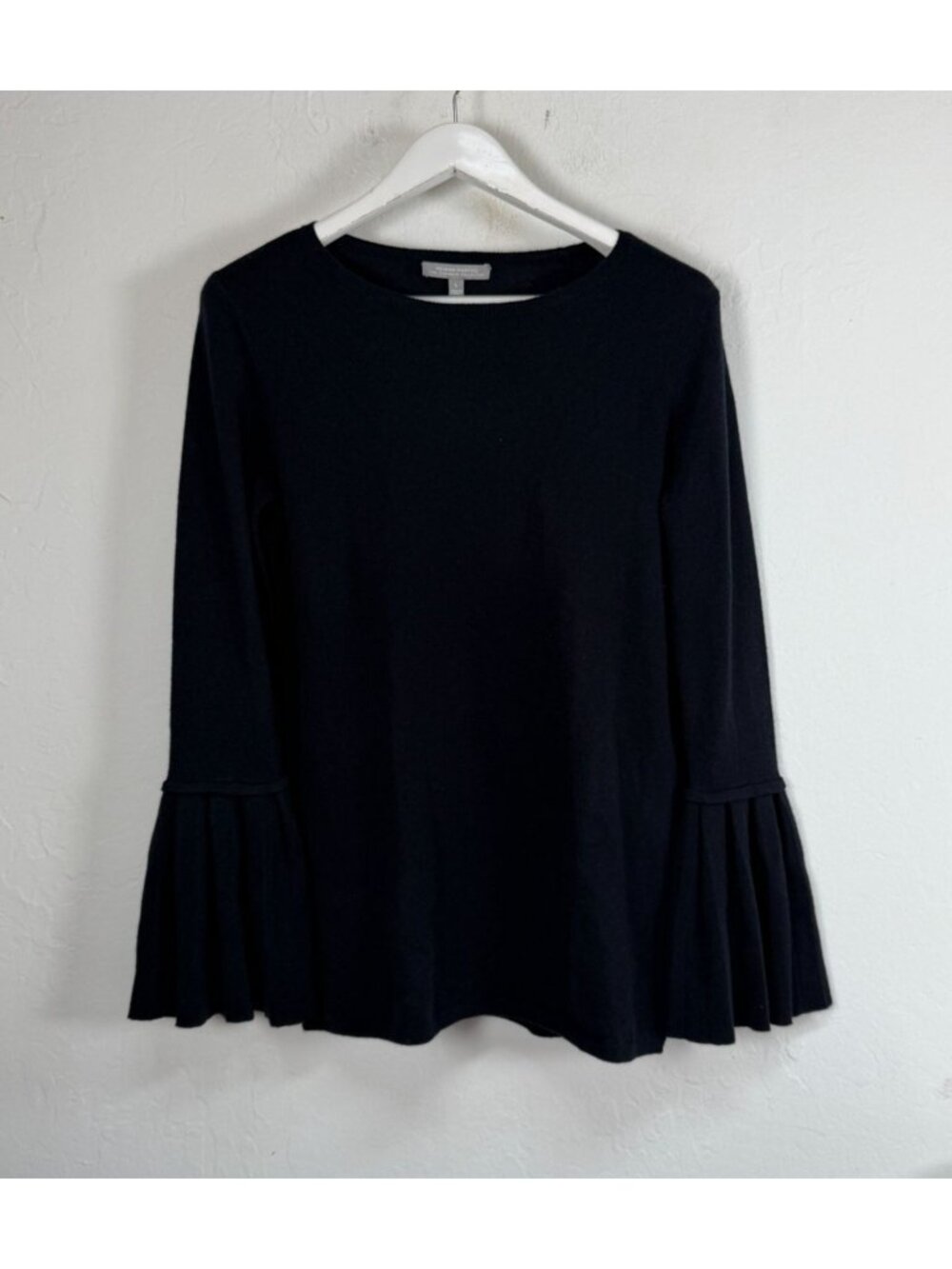 Neiman Marcus Cashmere Collection Womens Black Bell Sleeve Sweater Large NWT